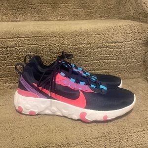 Nike Renew sneakers